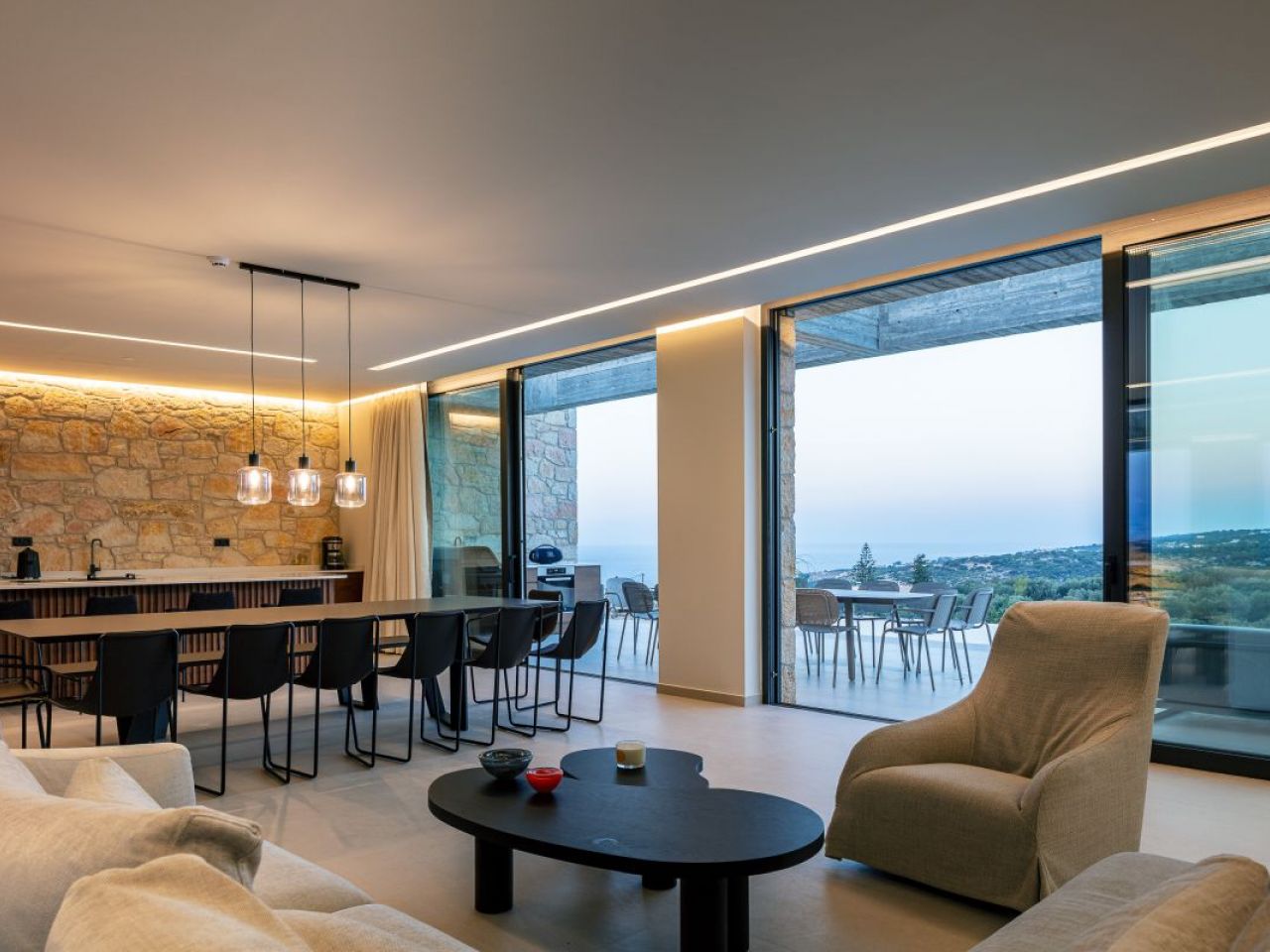  Main Indoor-28.jpg 